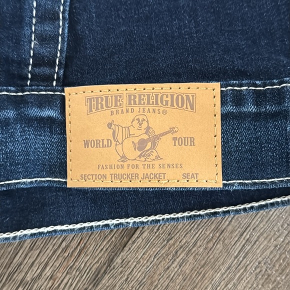 True Religion PIPED TRUCKER DENIM JACKET in Night Lights - Picture 7 of 12